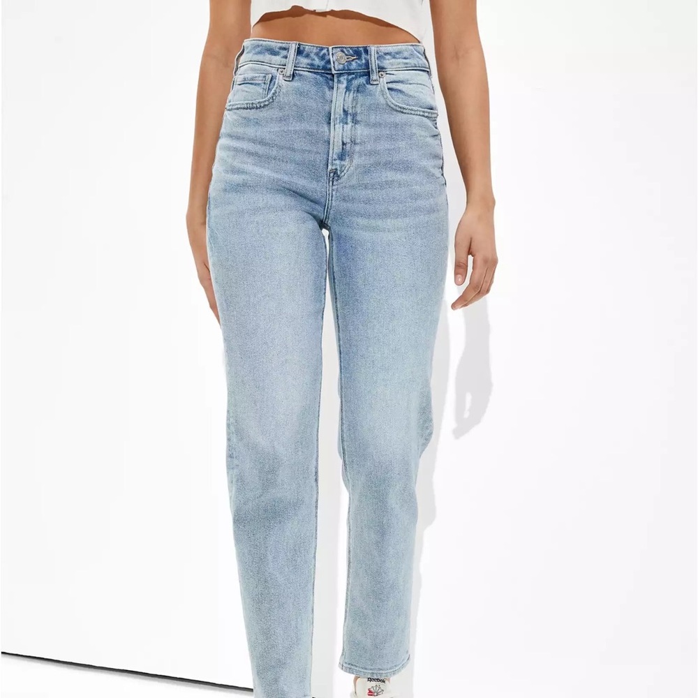 American eagle stretch mom jeans in light aglow